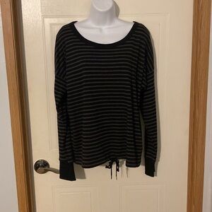 Lauren Ralph Lauren Active top pullover size large gray black striped